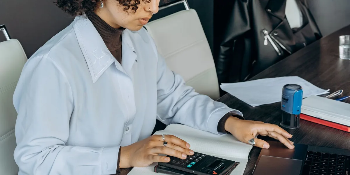 Accountant workplace — Dubai, UAE