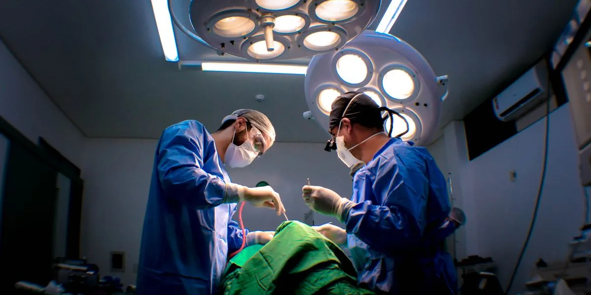 Consultant Liver Transplant Surgeon workplace — Dubai, UAE