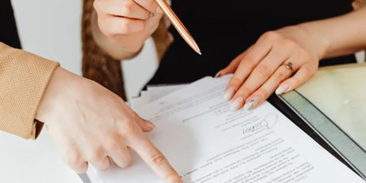 Contracts & Cost Director - Main Contractor workplace — Dubai, UAE