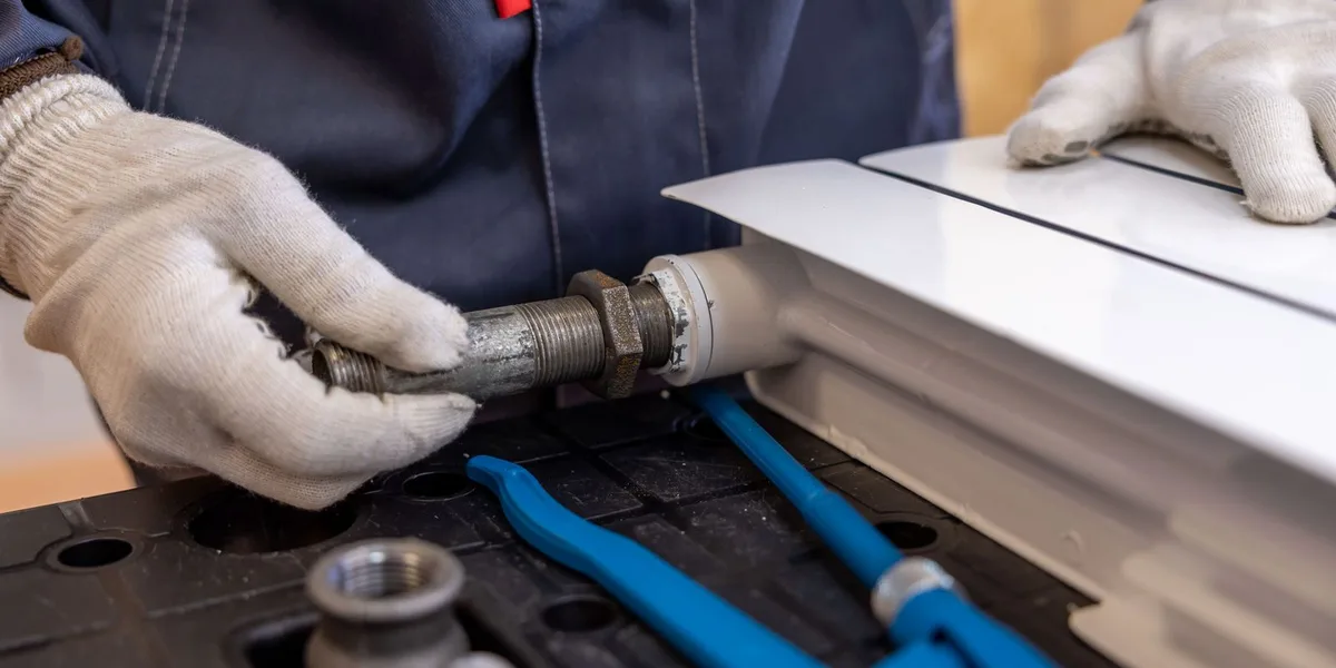 Plumber workplace — Dubai, UAE