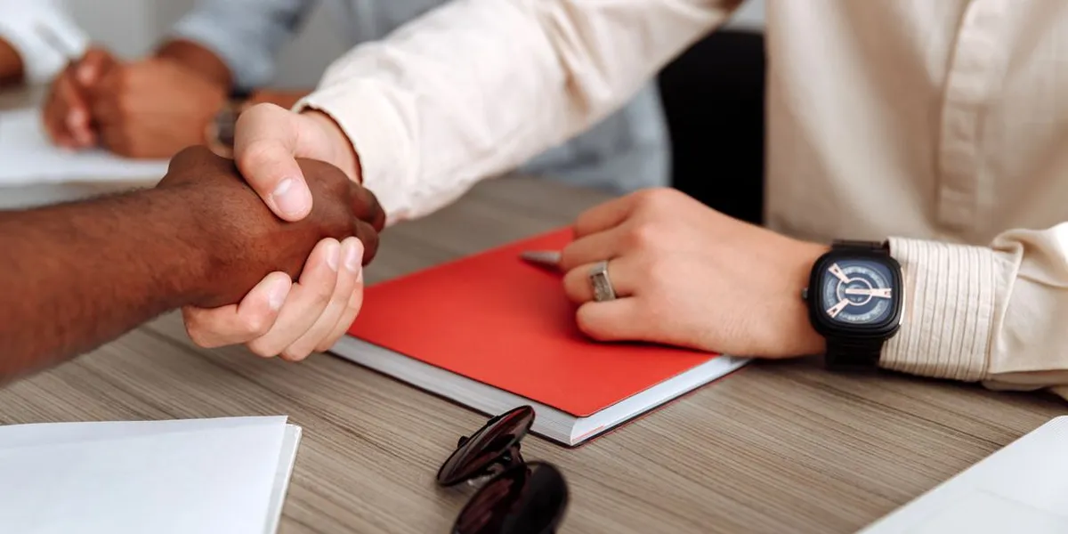 Sales & Marketing Executive workplace — Dubai, UAE
