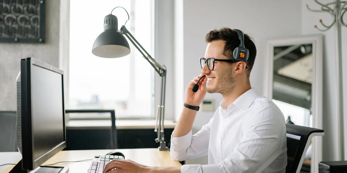 US Recruiter workplace — Dubai, UAE